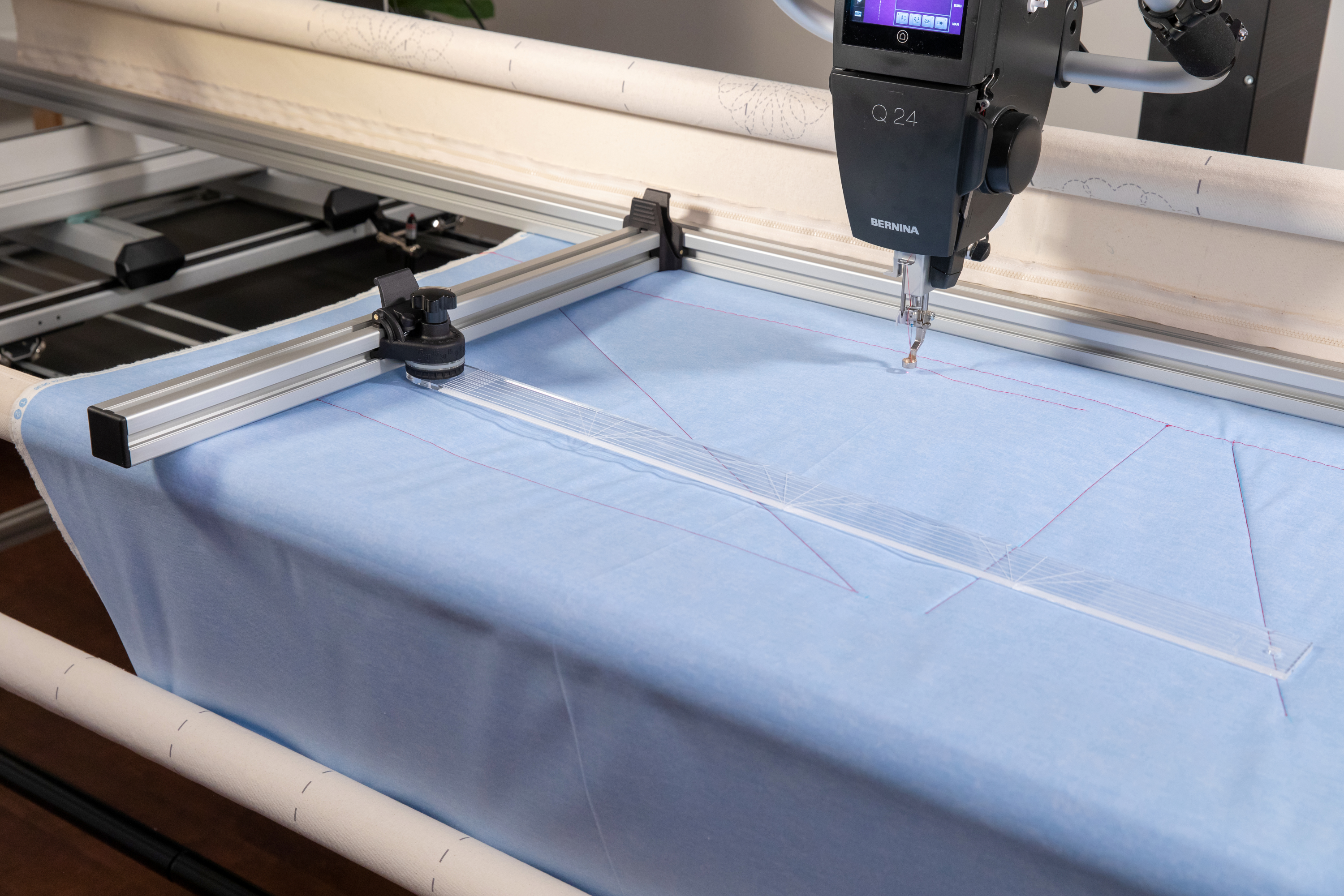BERNINA Precision Ruler Guide PRO for Q Series PRO Frame
