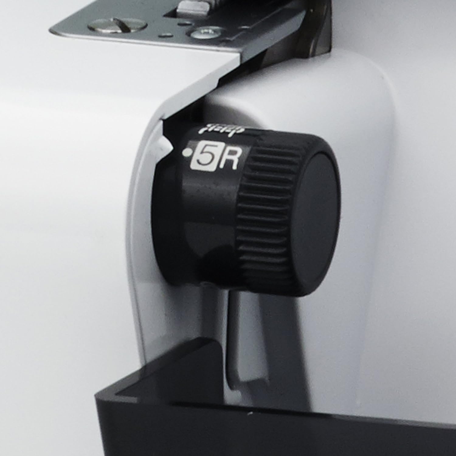 Brother ST4031HD Strong and Tough Serger Machine