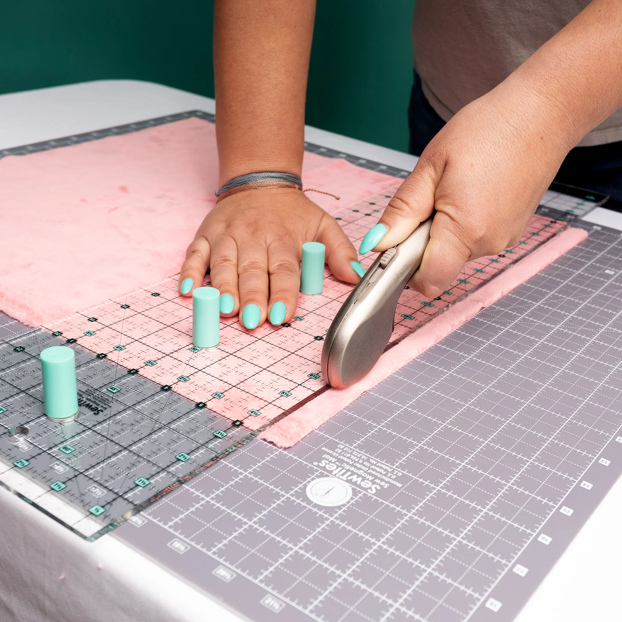 SewTites Sew Magnetic Cutting System Left Handed