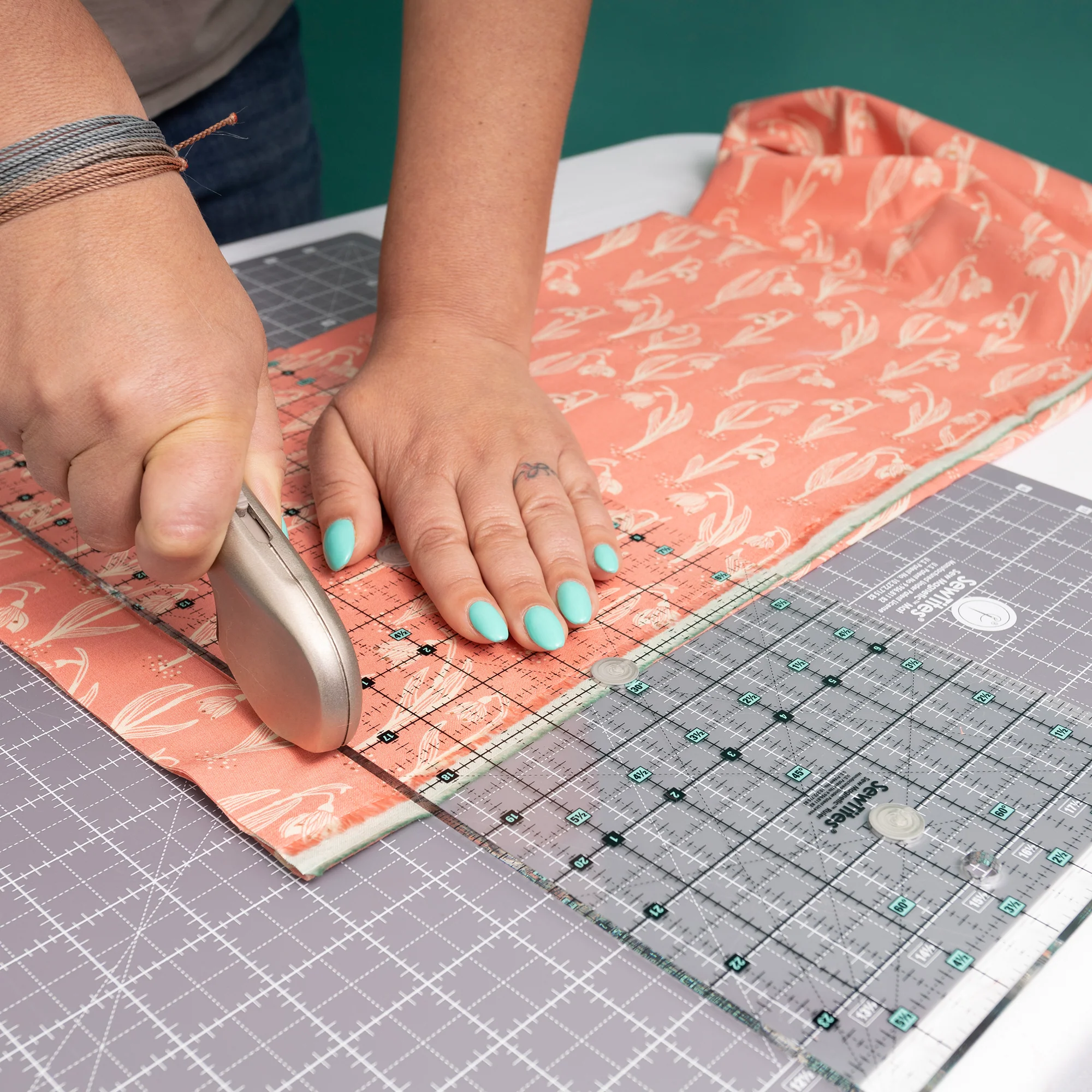 SewTites Sew Magnetic Cutting System Right Handed