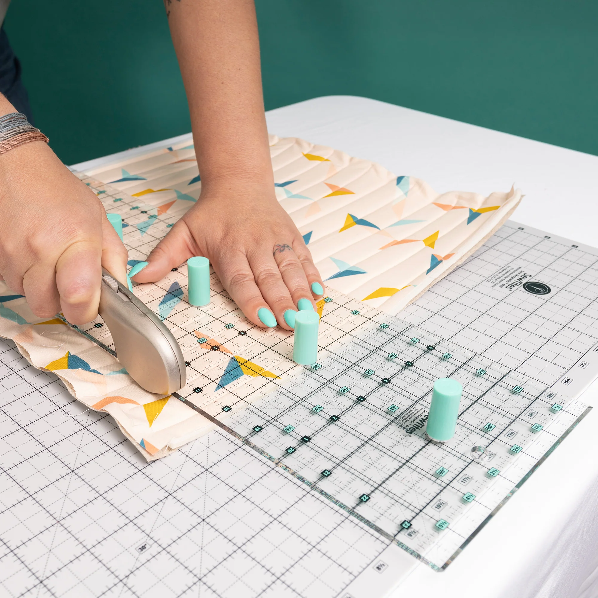 SewTites Sew Magnetic Cutting System Right Handed