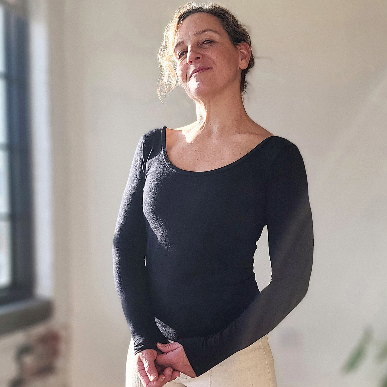 Sew House Seven Skyline Tee Standard Fit Sewing Pattern Modeled SHS164