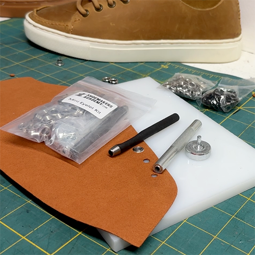 Shoemaker's Academy Shoemaking Mini Eyelet Setting Kit