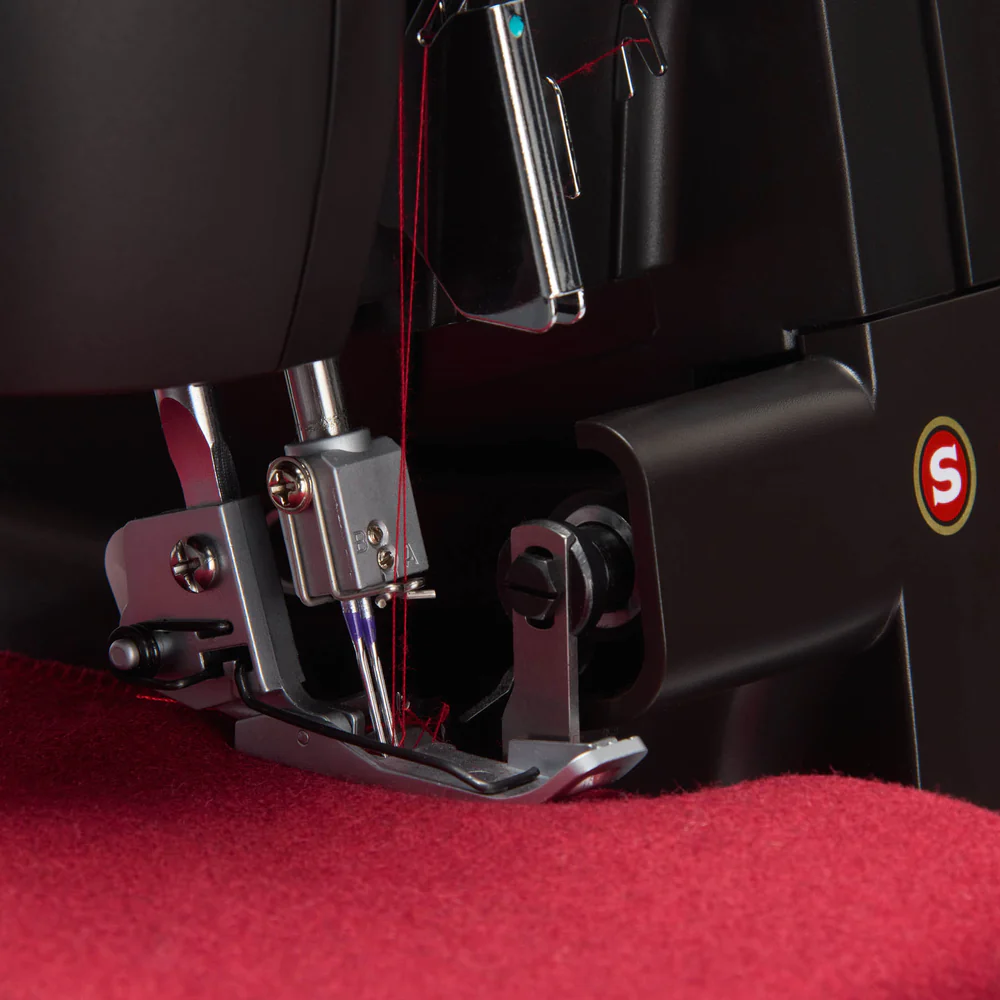 Singer HD0500S Classic Black Serger Machine