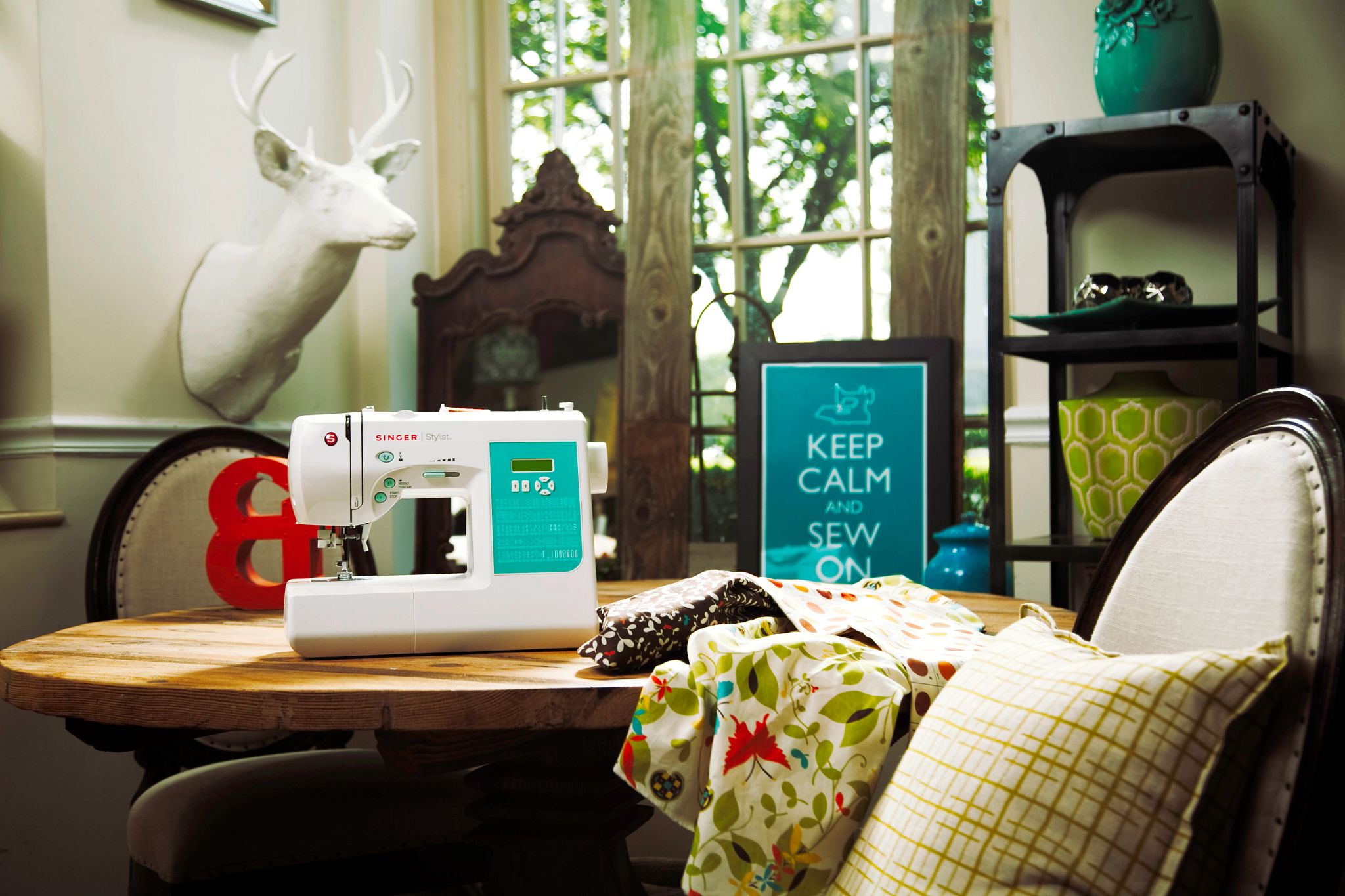 Singer Refurbished Stylist 7258 Sewing Machine