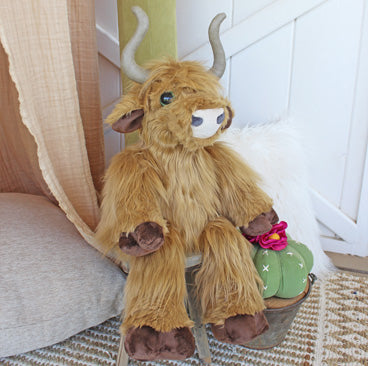 The Rustic Horseshoe Blissful Bovine Stuffable Sewing Pattern PATTRN-8042A