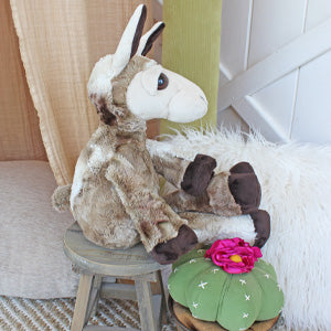 The Rustic Horseshoe Llofty Llama & Astute Alpaca Stuffable Sewing Pattern PATTRN-8042M