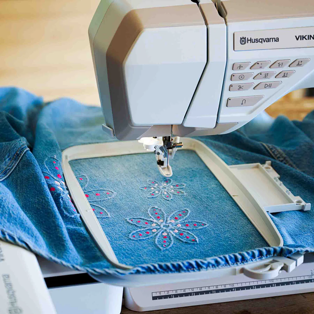 Husqvarna Viking Designer Epic 3 Sewing and Embroidery Machine with Holiday Gift Package