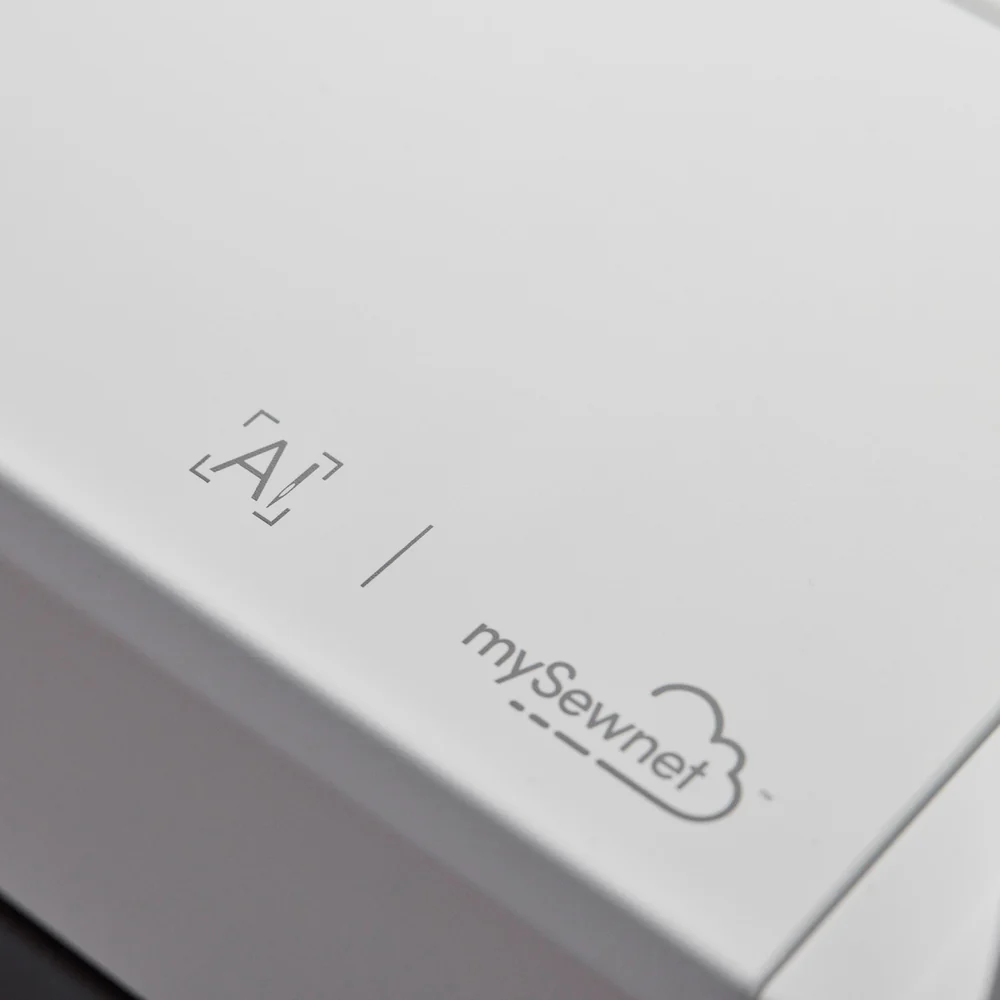 Husqvarna Viking Epic Quilt 97 Sewing Machine with Holiday Gift Package