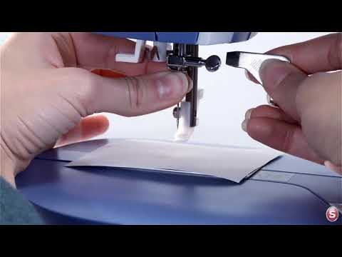 SINGER® M3330 Making the Cut Sewing Machine - Changing the Needle