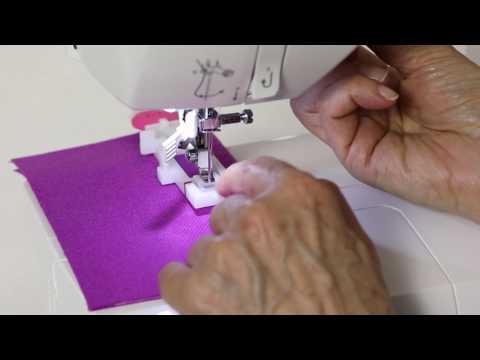 Singer 5560 Fashion Mate™ Sewing Machine how to make a buttonhole