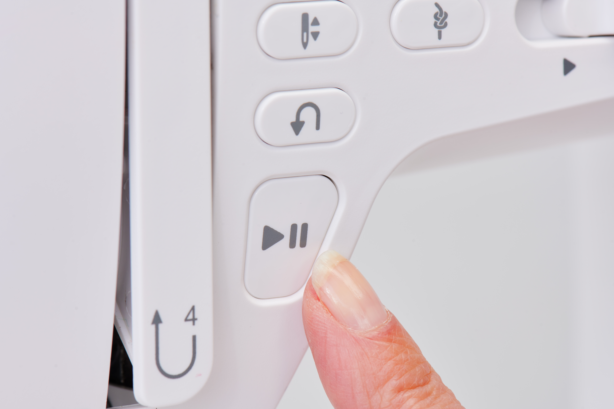 Singer Elite CE677 Computerized Sewing Machine for Sale at World Weidner