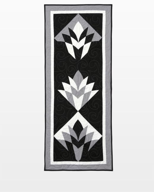 AccuQuilt GO! Die Cleopatra's Fan 12" Finished 55490 image of pattern