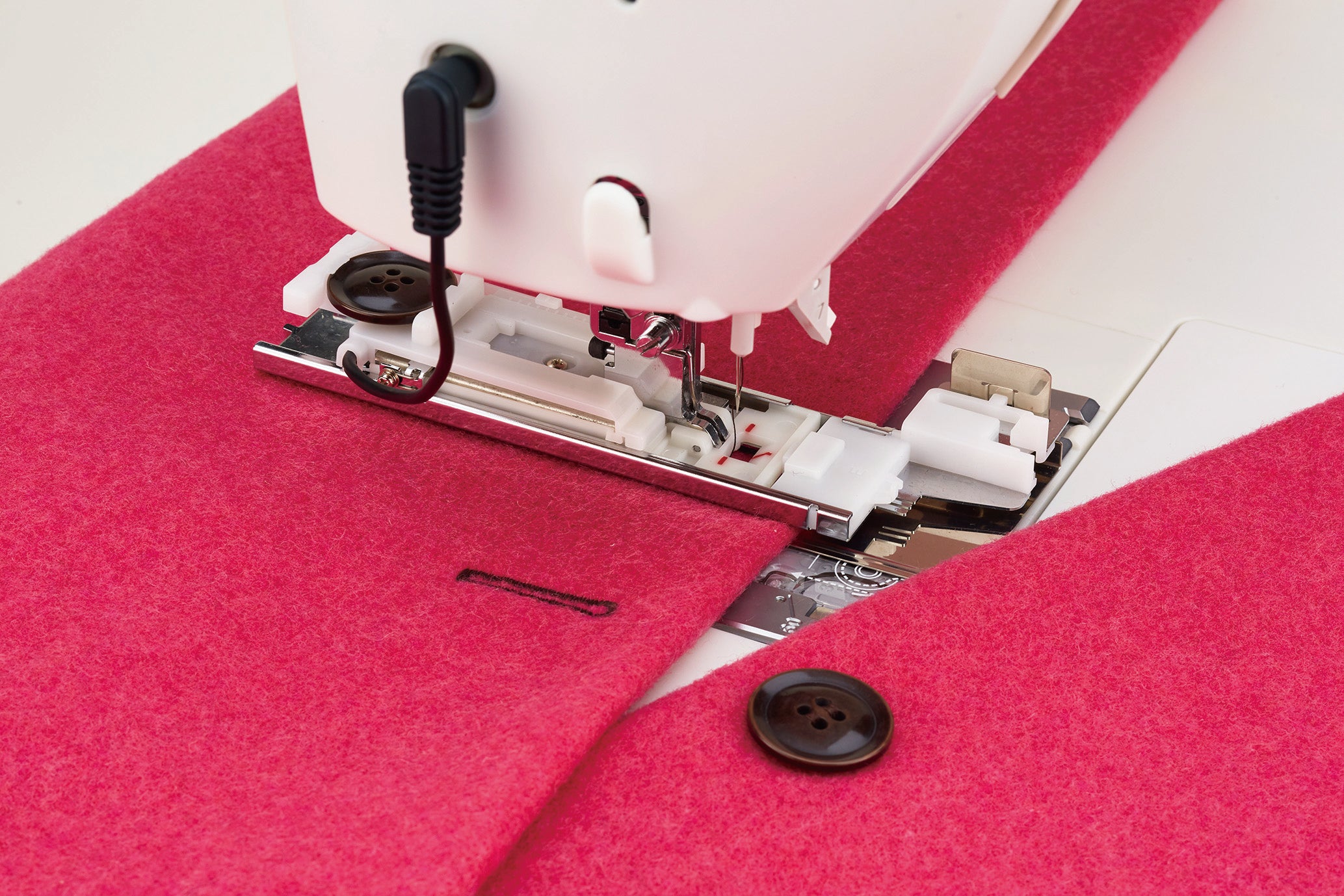 close up image of the JUKI HZL-NX7 Kirei Professional Quality Sewing and Quilting Machine needle