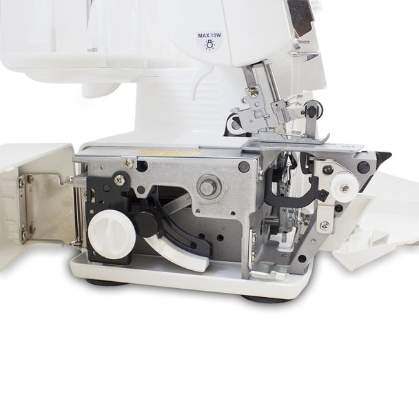 JUKI MO-104D 2/3/4 Thread Overlock Serger Sewing Machine view of the internals of the machine