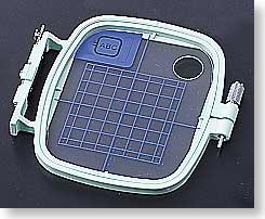 Brother Bastidor de bordado pequeño 70x70MM SA416 para PE-150, PE-150D, PE-170D, PE-180D, PE-200, Babylock EM1, EM2 y Accent, Bernina Deco 500 y 600